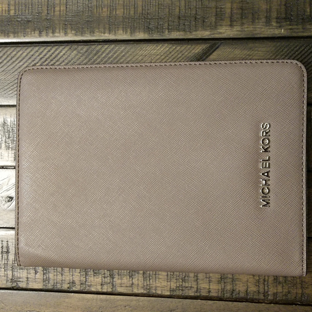 Michael Kors Ipad Mini Case Taupe